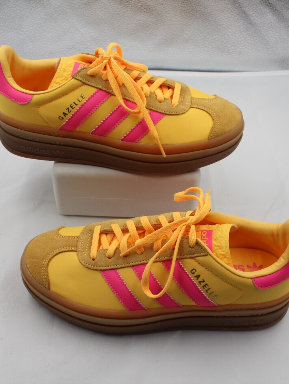 Adidas Gazelle Bold Size 8 Women Platform Sneakers Spark Lucid Pink